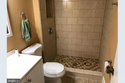 8910 Centerway Road, Gaithersburg, MD 20879 - Photo 14