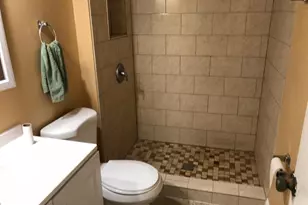 8910 Centerway Rd, Gaithersburg, MD 20879 - Photo 14