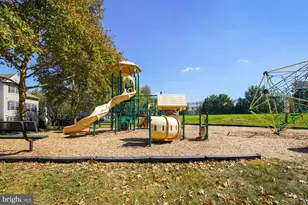 24 Steeple Ct, Germantown, MD 20874 - Photo 58