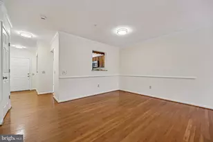 24 Steeple Ct, Germantown, MD 20874 - Photo 8