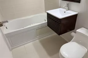 10201 Grosvenor Pl, Rockville, MD 20852 - Photo 6