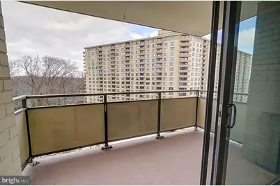 5225 Pooks Hill Road #1005S, Bethesda, MD 20814 - Photo 10