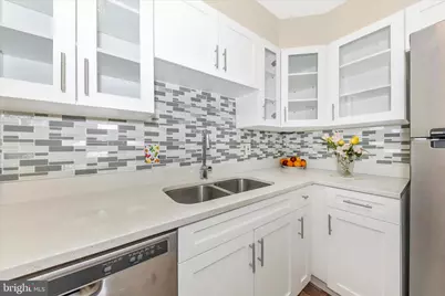 10320 Westlake Drive #301E, Bethesda, MD 20817 - Photo 4