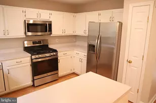 19053 Sawyer Terrace, Germantown, MD 20874 - Photo 4