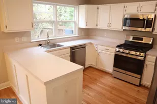 19053 Sawyer Terrace, Germantown, MD 20874 - Photo 2