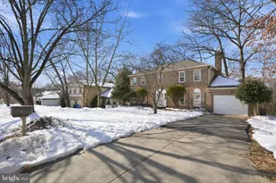 11844 Dinwiddie Dr, Rockville, MD 20852 - Photo 2