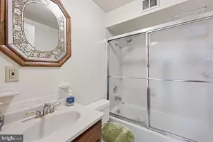 11844 Dinwiddie Dr, Rockville, MD 20852 - Photo 28