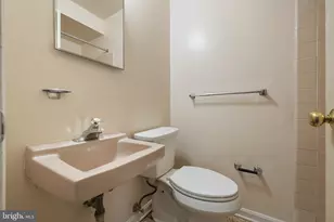 8607 Wild Olive Dr, Potomac, MD 20854 - Photo 22