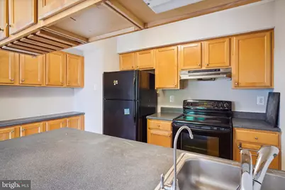 19314 Sandy Lake Drive, Gaithersburg, MD 20879 - Photo 6