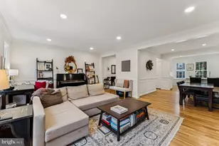 3559 Hamlet Pl, Chevy Chase, MD 20815 - Photo 4