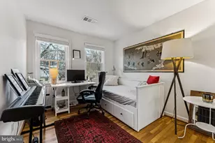 3559 Hamlet Pl, Chevy Chase, MD 20815 - Photo 14