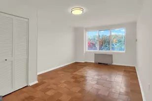 10201 Grosvenor Pl, North Bethesda, MD 20852 - Photo 14