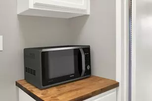 10201 Grosvenor Pl, North Bethesda, MD 20852 - Photo 8