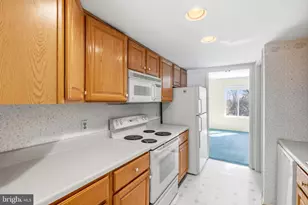 15000 Eardley Ct, Silver Spring, MD 20906 - Photo 6