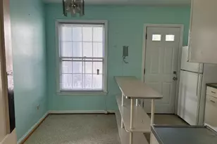 8208 Maple Ridge Rd, Bethesda, MD 20814 - Photo 6