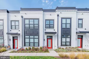 11382 Emerald Park Rd, Potomac, MD 20854 - Photo 1