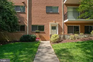 10644 Weymouth St, Bethesda, MD 20814 - Photo 2