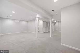 1004 Gaither Rd, Rockville, MD 20850 - Photo 38