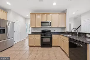 1004 Gaither Rd, Rockville, MD 20850 - Photo 8