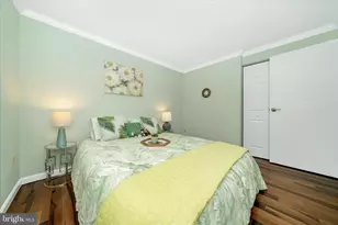 19807 Wheelwright Dr, Gaithersburg, MD 20886 - Photo 32