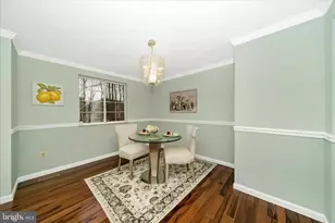 19807 Wheelwright Dr, Gaithersburg, MD 20886 - Photo 8