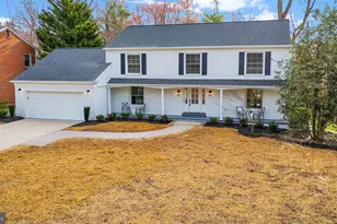 11111 Lamplighter Ln, Potomac, MD 20854 - Photo 2