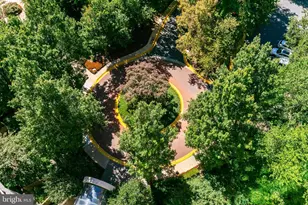 10101 Grosvenor Pl, Rockville, MD 20852 - Photo 36