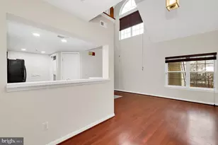 913 Hillside Lake Terrace, Gaithersburg, MD 20878 - Photo 2