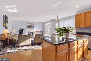 11913 Hunters Ln, Rockville, MD 20852 - Photo 18