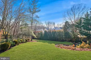 11300 Rolling House Rd, North Bethesda, MD 20852 - Photo 42