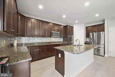 4305 Camley Way, Burtonsville, MD 20866 - Photo 4