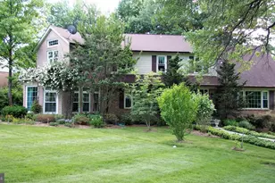 1 Orchard Wy S, Potomac, MD 20854 - Photo 4