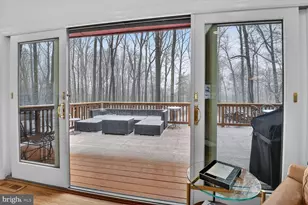 10209 Lloyd Rd, Potomac, MD 20854 - Photo 14