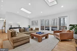 10209 Lloyd Rd, Potomac, MD 20854 - Photo 4