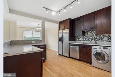 7333 New Hampshire Avenue #712 S, Takoma Park, MD 20912 - Photo 8