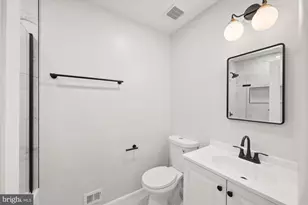 9226 Three Oaks Dr, Silver Spring, MD 20901 - Photo 34