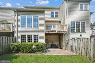 518 Winding Rose Dr, Rockville, MD 20850 - Photo 2