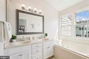 518 Winding Rose Dr, Rockville, MD 20850 - Photo 24