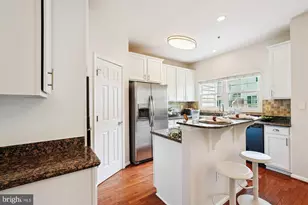 518 Winding Rose Dr, Rockville, MD 20850 - Photo 12