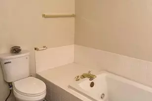 9703 Whitley Park Pl, Bethesda, MD 20814 - Photo 12