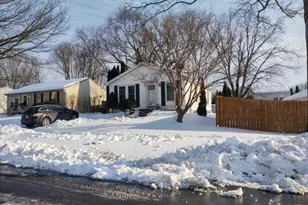 7503 Brenish Dr, Gaithersburg, MD 20879 - Photo 2