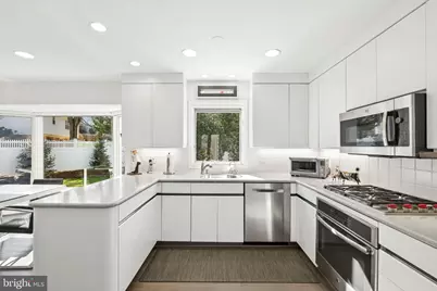 9632 Trailridge Terrace, Potomac, MD 20854 - Photo 16