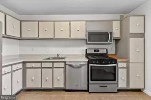 11801 Rockville Pike, Rockville, MD 20852 - Photo 12