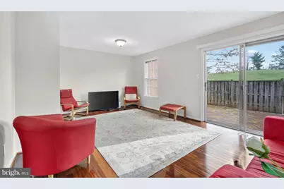 20017 Spur Hill Drive, Gaithersburg, MD 20886 - Photo 8