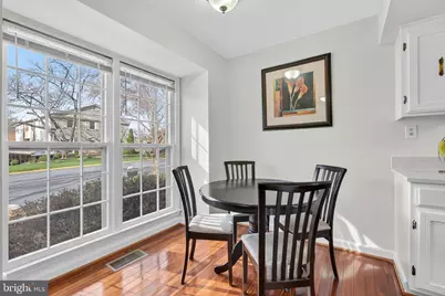 20017 Spur Hill Drive, Gaithersburg, MD 20886 - Photo 2