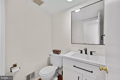 20017 Spur Hill Drive, Gaithersburg, MD 20886 - Photo 10