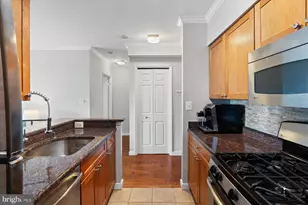 4801 Fairmont Ave, Bethesda, MD 20814 - Photo 8