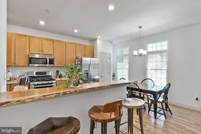 4916 Tothill Drive, Rockville, MD 20855 - Photo 6