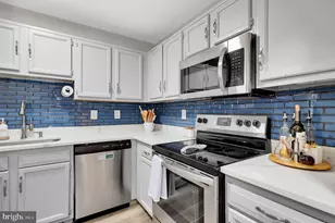 17121 Briardale Rd, Rockville, MD 20855 - Photo 18