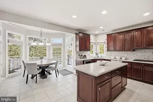 11604 Broad Green Ct, Potomac, MD 20854 - Photo 12